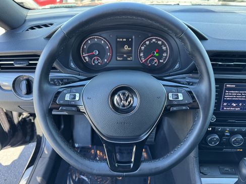 Used 2022 Volkswagen Passat 2.0T R-Line image 21