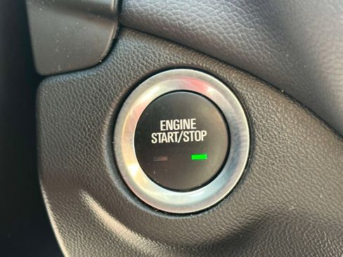 Used 2023 Chevrolet Equinox LT image 26