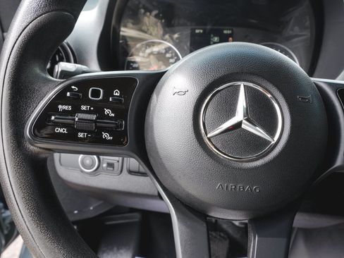 Used 2024 Mercedes-Benz Sprinter 2500 image 17