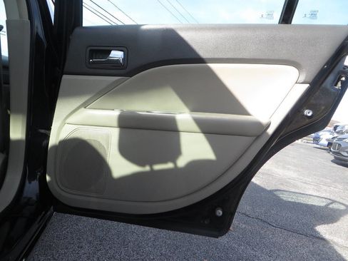 Used 2012 Ford Fusion SEL image 35