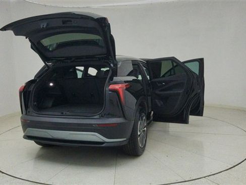 Used 2024 Chevrolet Blazer EV LT image 74