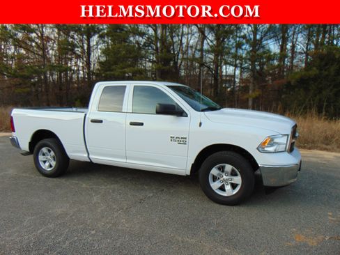 Certified 2024 RAM 1500 Classic SLT image 11