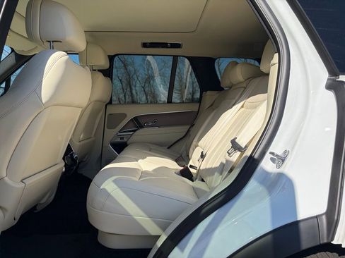 New 2026 Land Rover Range Rover SE AWD/4WD image 13