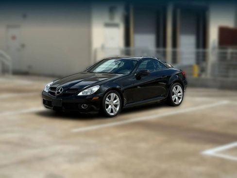 Used 2009 Mercedes-Benz SLK 350 image 3