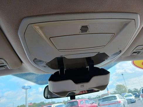 Used 2016 Ford Escape SE image 32