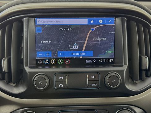 Used 2022 Chevrolet Colorado Z71 AWD/4WD image 13