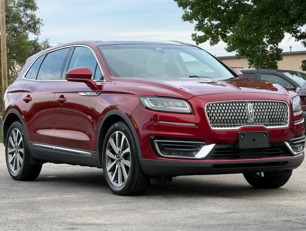 Used 2019 Lincoln Nautilus Select FWD image 8