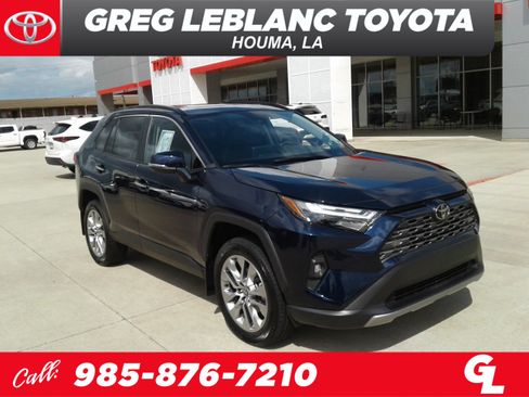 Used 2025 Toyota RAV4 Limited image 1