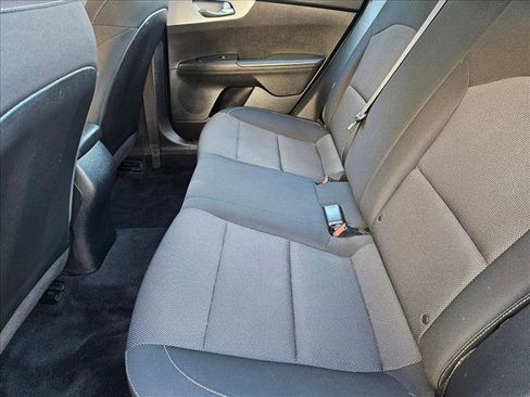 Used 2023 Kia Forte LXS w/ LXS Technology Package image 16