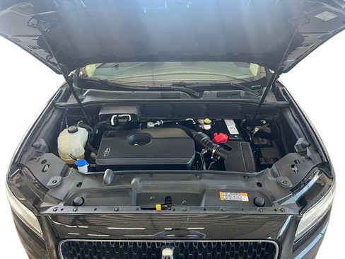 Used 2021 Lincoln Nautilus Reserve w/ Monochromatic Package image 16