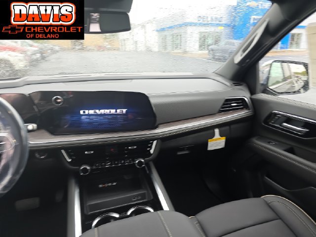 New 2027 Chevrolet Suburban Premier w/ Sun And Tow Package AWD/4WD image 22