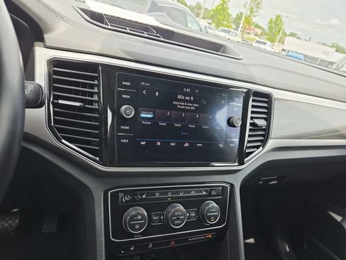 Used 2019 Volkswagen Atlas SEL AWD/4WD image 25