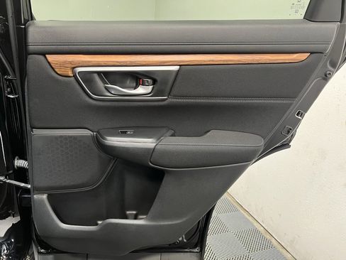 Used 2017 Honda CR-V EX image 18