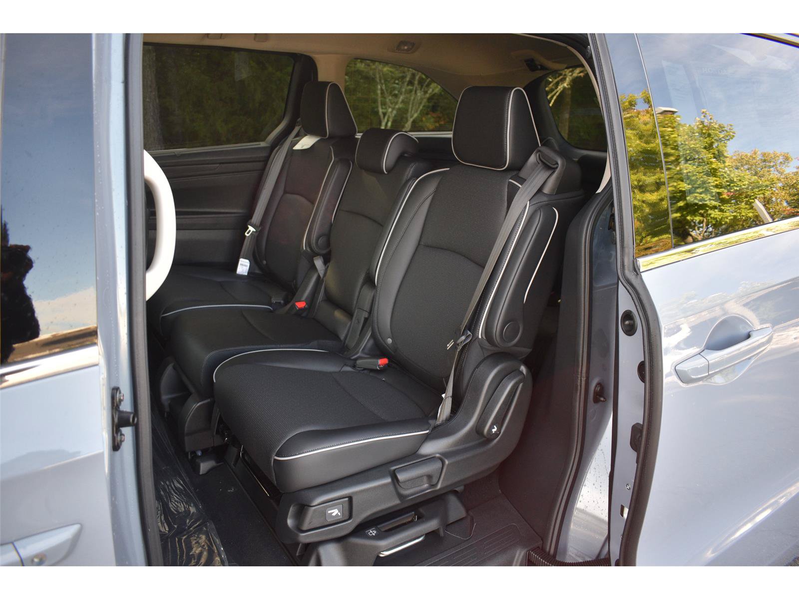 New 2027 Honda Odyssey Elite image 28