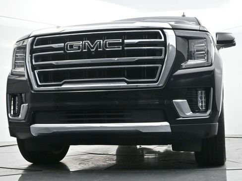 Used 2021 GMC Yukon XL SLT w/ SLT Premium Package image 54
