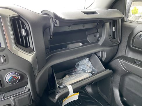 Used 2025 Chevrolet Silverado 1500 W/T w/ WT Value Package image 28