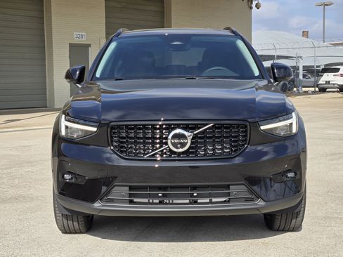 New 2026 Volvo XC40 B5 Ultra w/ Protection Package Premier image 6