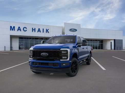 New 2026 Ford F250 Lariat w/ Black Appearance Package AWD/4WD image 2