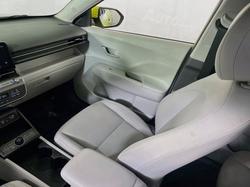 Used 2024 Hyundai Kona SEL w/ Convenience Package AWD/4WD image 23
