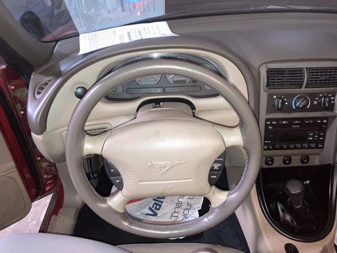 Used 2001 Ford Mustang GT RWD image 26