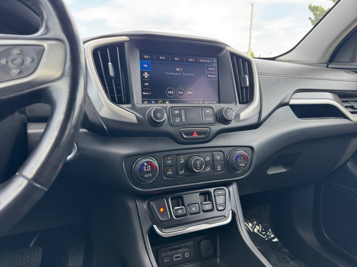 Used 2020 GMC Terrain SLT AWD/4WD image 15