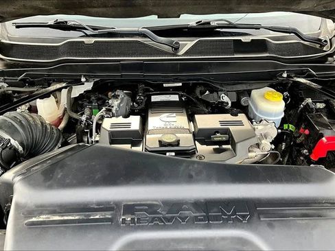 Used 2022 RAM 2500 Laramie AWD/4WD image 30