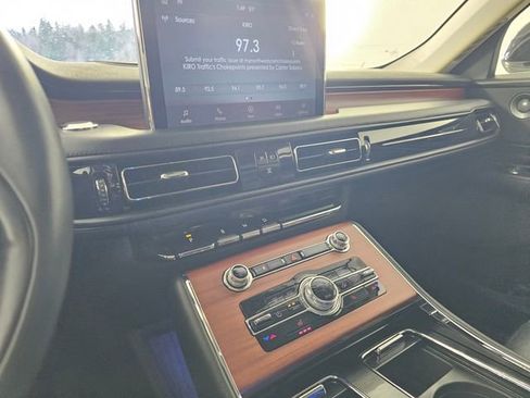 Used 2024 Lincoln Aviator Reserve image 29
