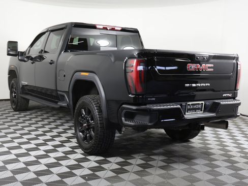 Certified 2025 GMC Sierra 2500 AT4 w/ AT4 Premium Plus Package image 5