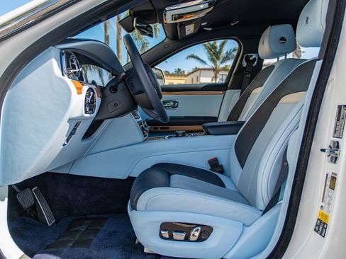 Used 2022 Rolls-Royce Ghost w/ Ghost Package image 26