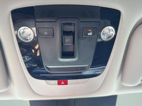Used 2025 Kia Sorento S w/ Panoramic Sunroof Package FWD image 28