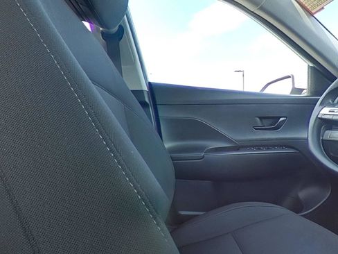 Used 2025 Hyundai Kona SE AWD/4WD image 33
