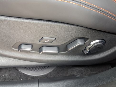 New 2026 Genesis GV70 3.5T Sport Prestige AWD/4WD image 19