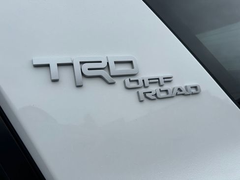 Used 2024 Toyota 4Runner TRD Off-Road Premium image 33