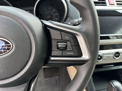 Used 2018 Subaru Outback 2.5i AWD/4WD image 18