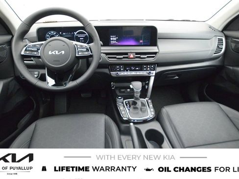 New 2026 Kia Seltos EX image 17