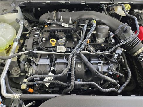 Used 2024 Ford Maverick Lariat w/ 4K Tow Package image 31