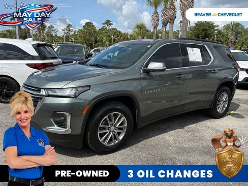 Used 2023 Chevrolet Traverse LT w/ LPO, Floor Liner Package FWD image 1