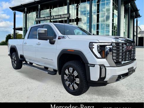 Used 2024 GMC Sierra 2500 Denali w/ Denali Reserve Package AWD/4WD image 1