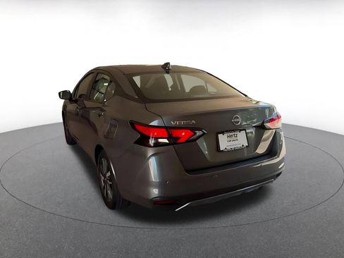 Used 2025 Nissan Versa SV FWD image 10