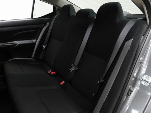 Used 2025 Nissan Versa S w/ Trunk Package FWD image 38