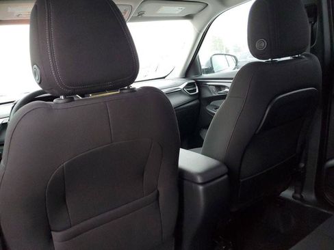 Used 2024 Chevrolet TrailBlazer LT w/ Driver Confidence Package image 27