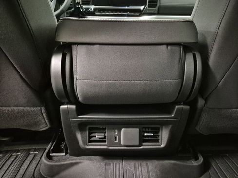 New 2026 GMC Sierra 3500 SLE w/ SLE Value Package image 22