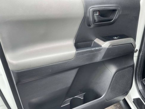 Used 2023 Toyota Tacoma SR5 RWD image 11