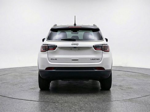 Used 2025 Jeep Compass Limited AWD/4WD image 7