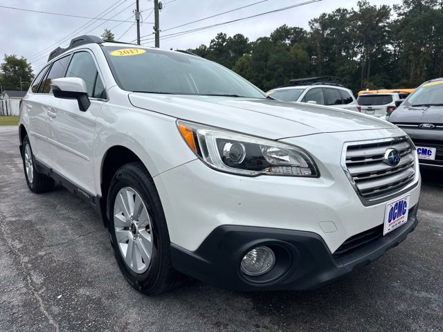 Used 2017 Subaru Outback 2.5i Premium AWD/4WD image 1