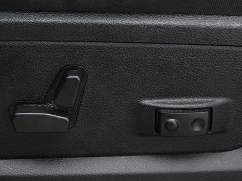 Certified 2024 RAM 2500 Big Horn AWD/4WD image 14
