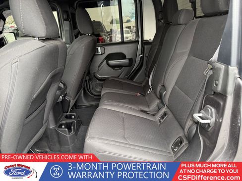 Used 2022 Jeep Gladiator Sport image 12