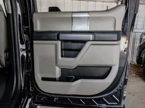 Used 2022 Ford F350 XLT w/ XLT Premium Package image 46