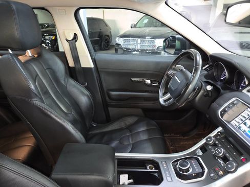 Used 2015 Land Rover Range Rover Evoque Pure Plus AWD/4WD image 30