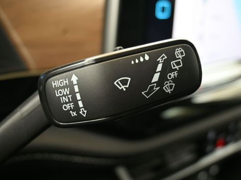 New 2026 Volkswagen Atlas SE image 33